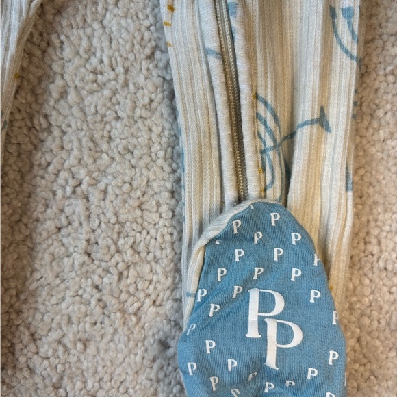 Posh Peanut Chanukah Pajama 2 way zipper footie size 0-3m - Picture 5 of 13